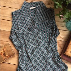 Pleione Crossover Sleeveless Top (L)